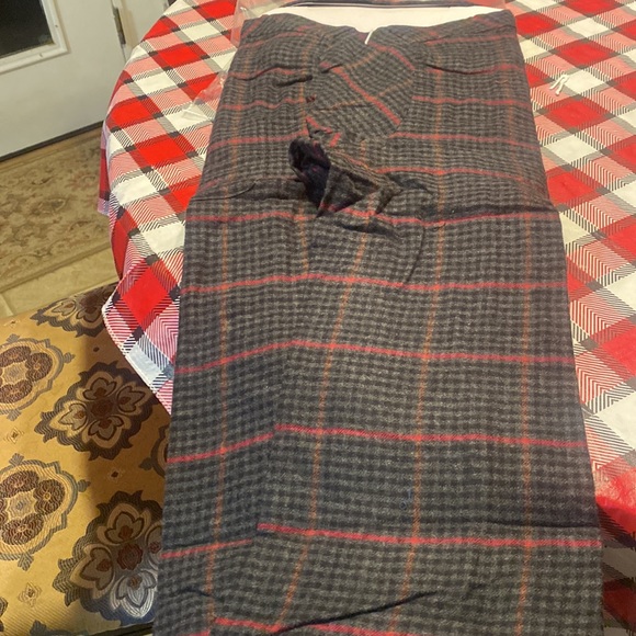 Crofts & Barrow XL black/ gray/ red check flannel, long sleeve shirt - Picture 6 of 8